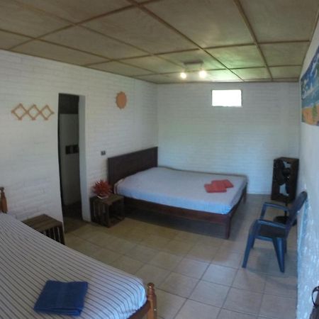 Bananoz Surfhouse Bed and Breakfast Transito Esterno foto